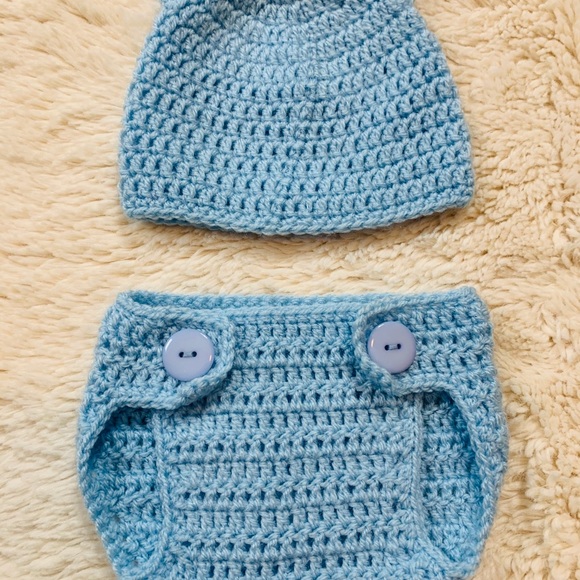 3 for $15👶🏻 Newborn Photo Prop Hat and Diaper Cover 👶🏻 - Picture 3 of 3